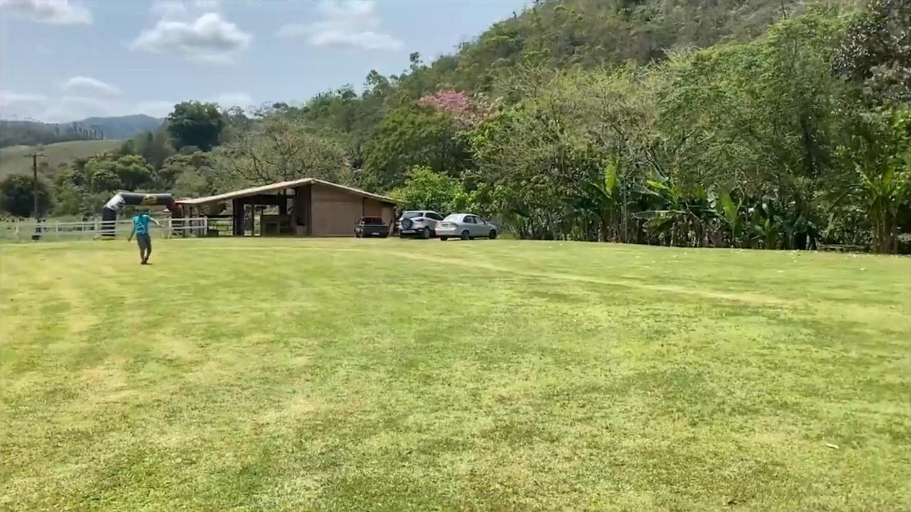 Espaco Casa Na Rocha Sao Jose dos Campos Luaran gambar